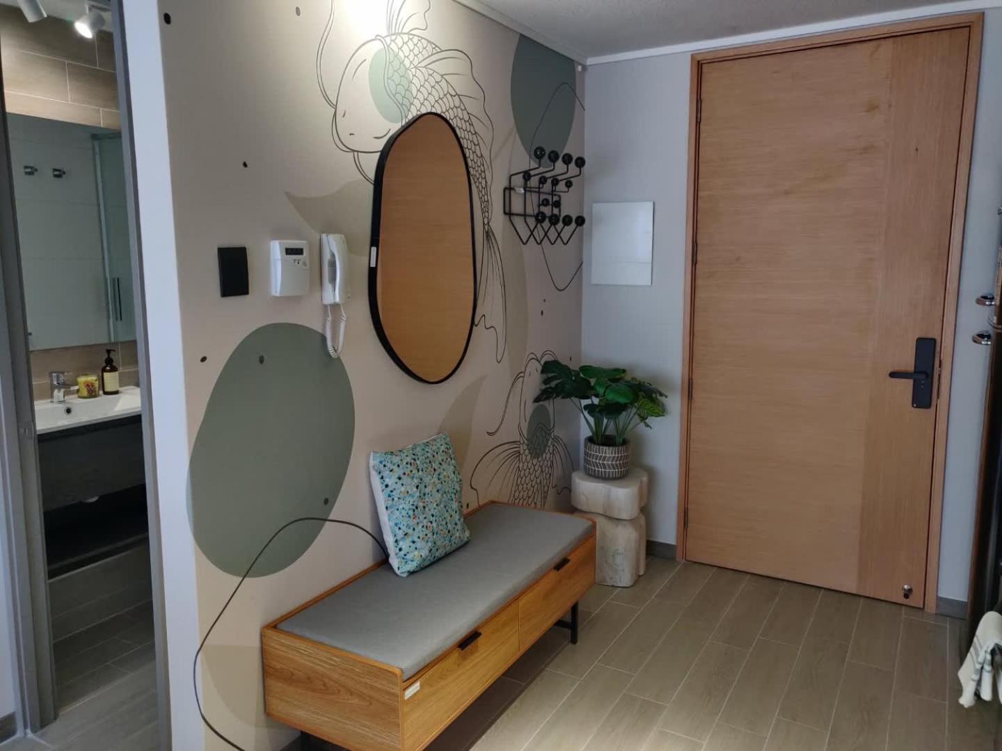 Apartamento Inviting In Vibrant Nunoa 2 Guests
