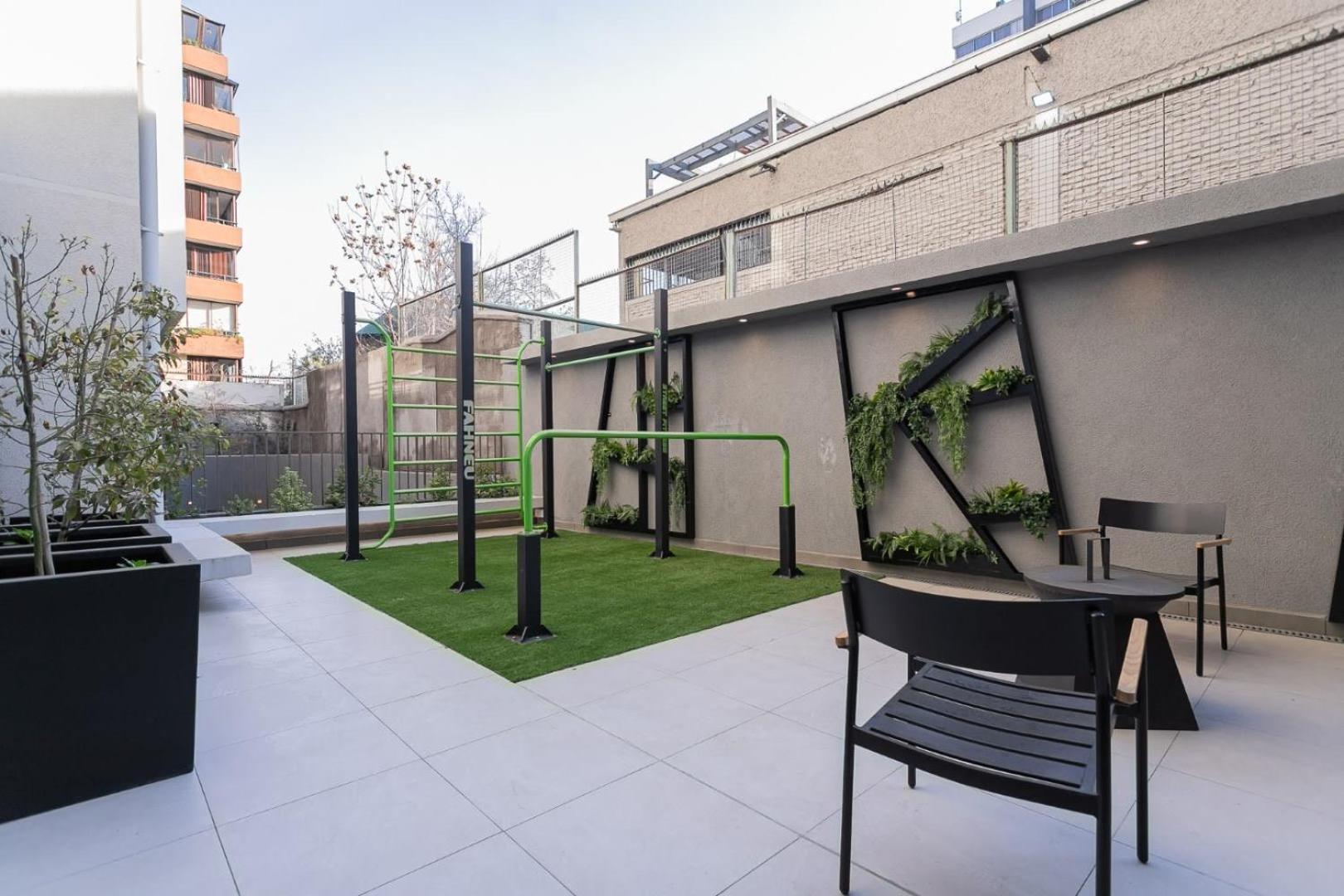 Inviting In Vibrant Nunoa 2 Guests Apartamento Santiago
