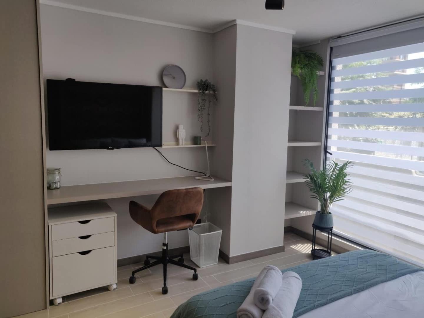 Apartamento Inviting In Vibrant Nunoa 2 Guests *