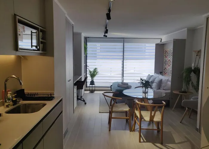Inviting Studio In Vibrant Nunoa 2 Guests
